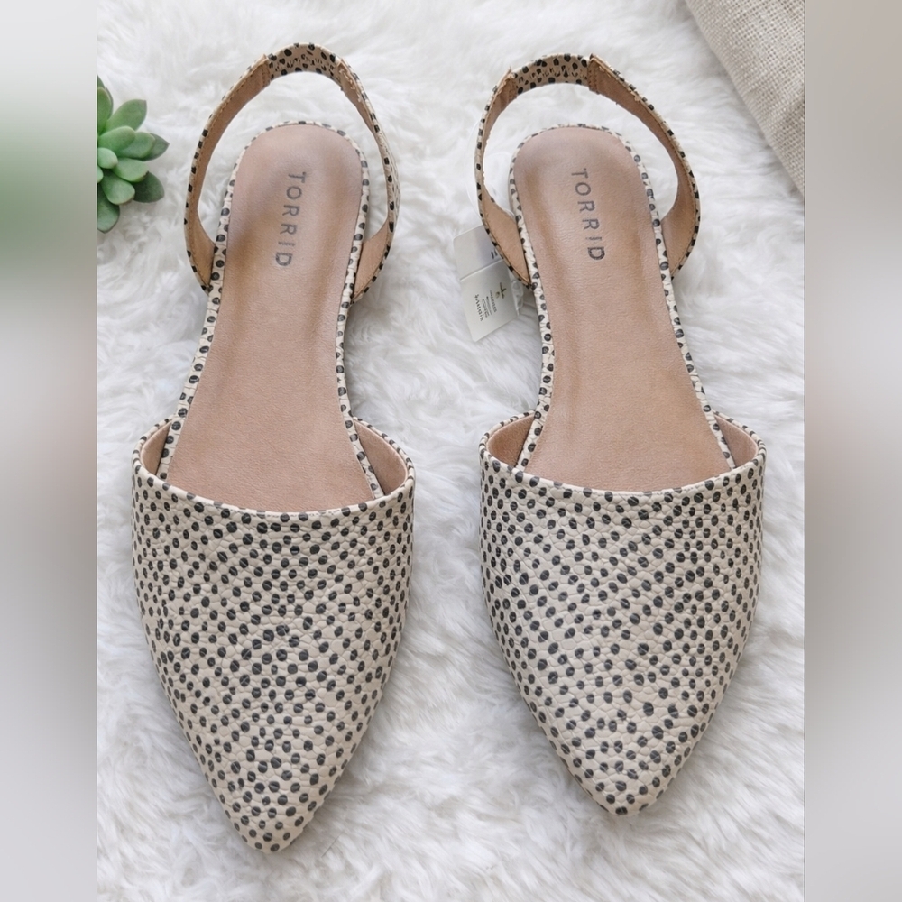 torrid Cream and Black Dotted Pointed Slingback Mules